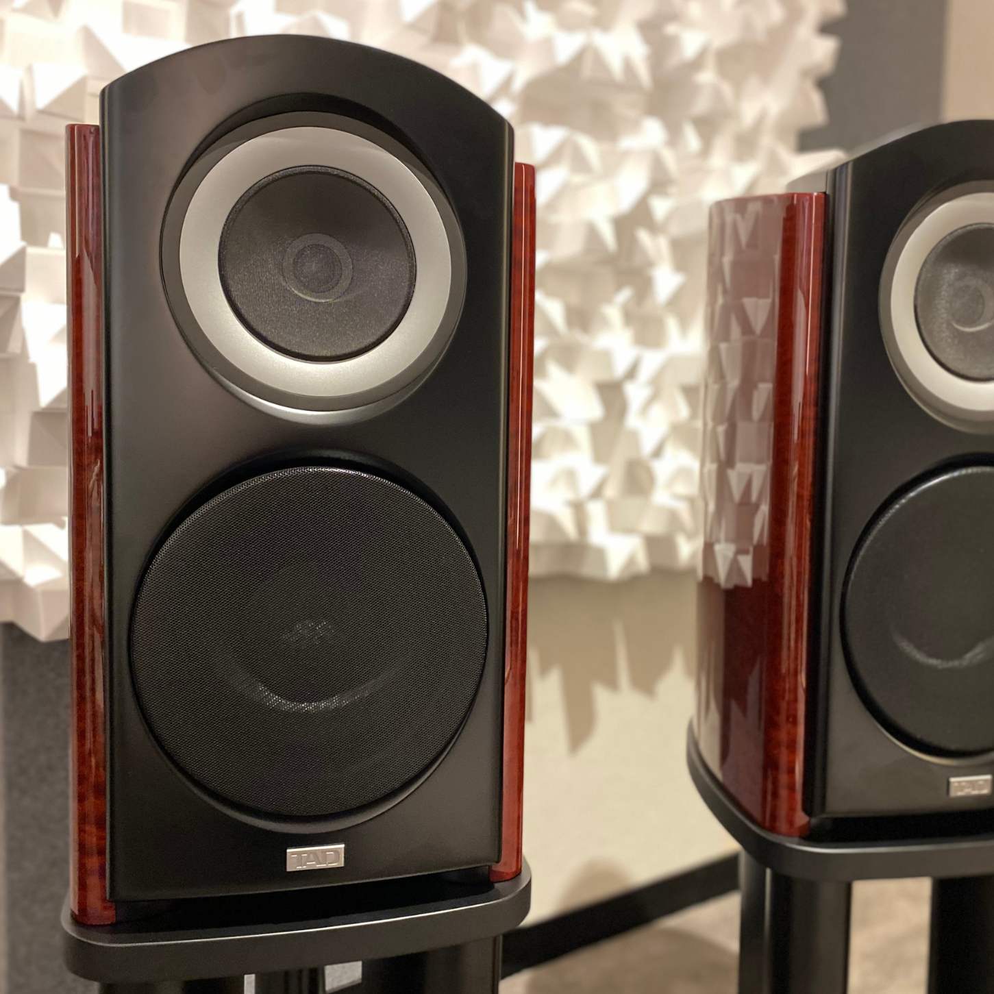 TAD Compact Reference One MK2 CR1-MK2 Stand Mount Speakers-As Traded