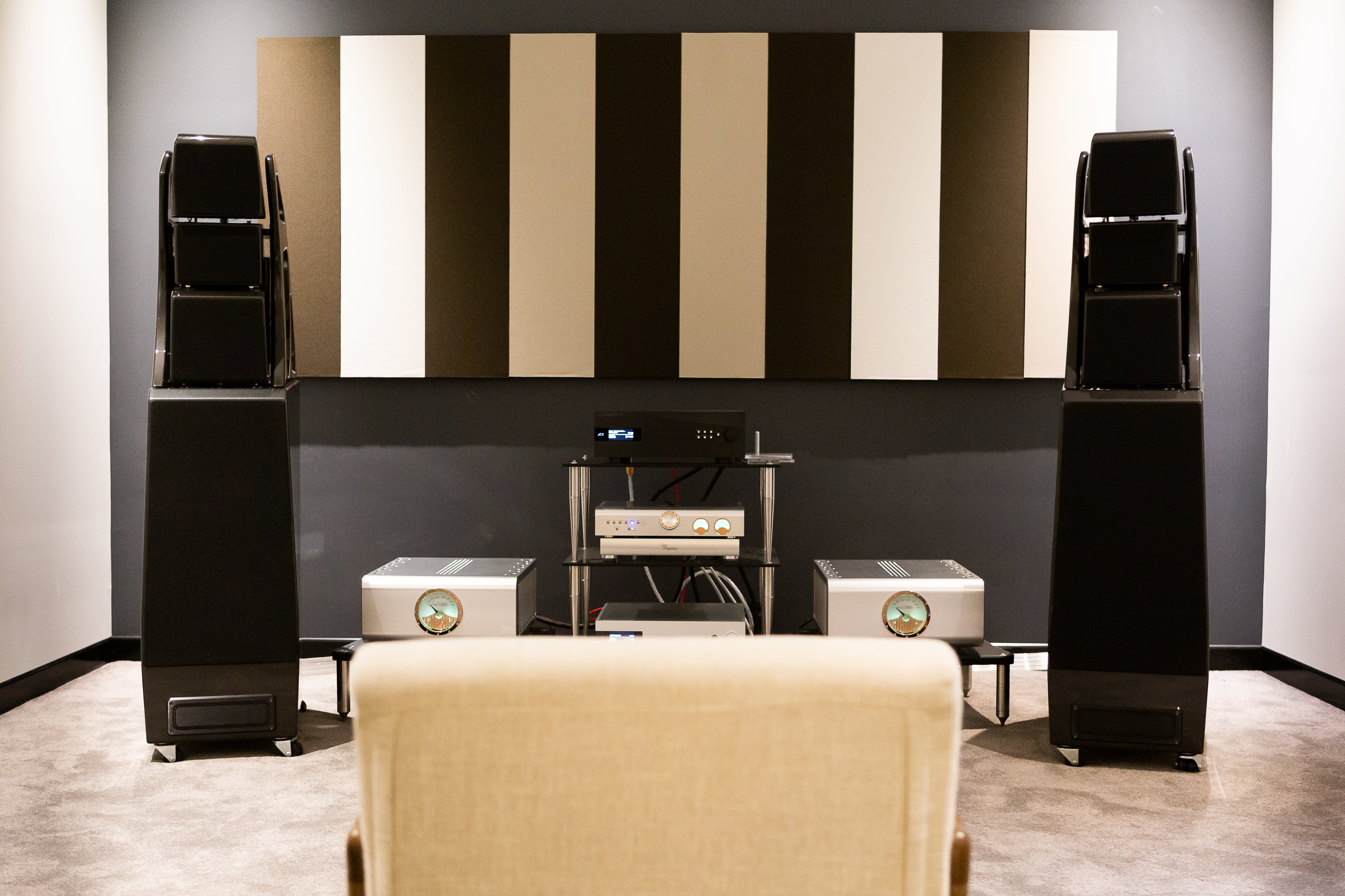 Floorstanding Speakers