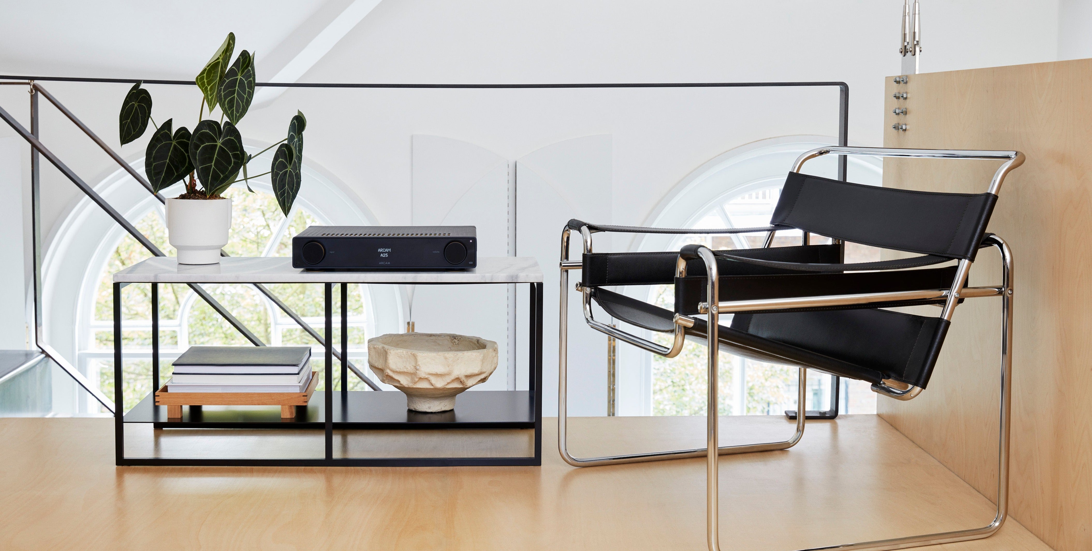 Arcam A25 Integrated Amplifier