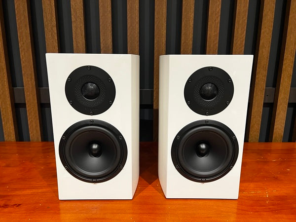 Atohm GT1 SE Bookshelf Speakers - Consignment