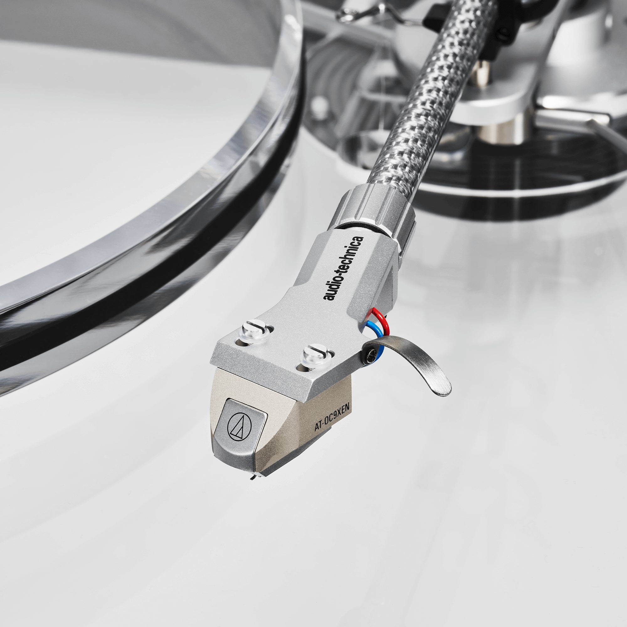 Audio Technica AT-LPA2 Manual Belt-Drive Turntable