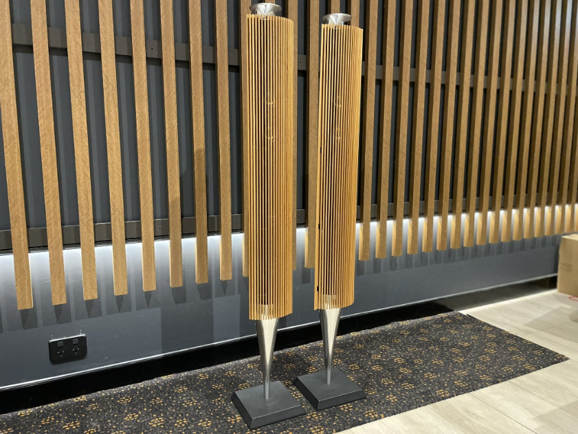 Bang-Olufsen-BeoLab18-speakers-front-angled-ext