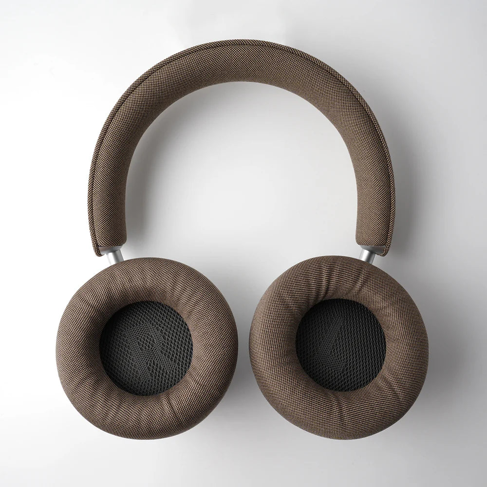 Ecoute Audio TH1 Closed-Back Audiophile Headphones with Vacuum Tube Preamp