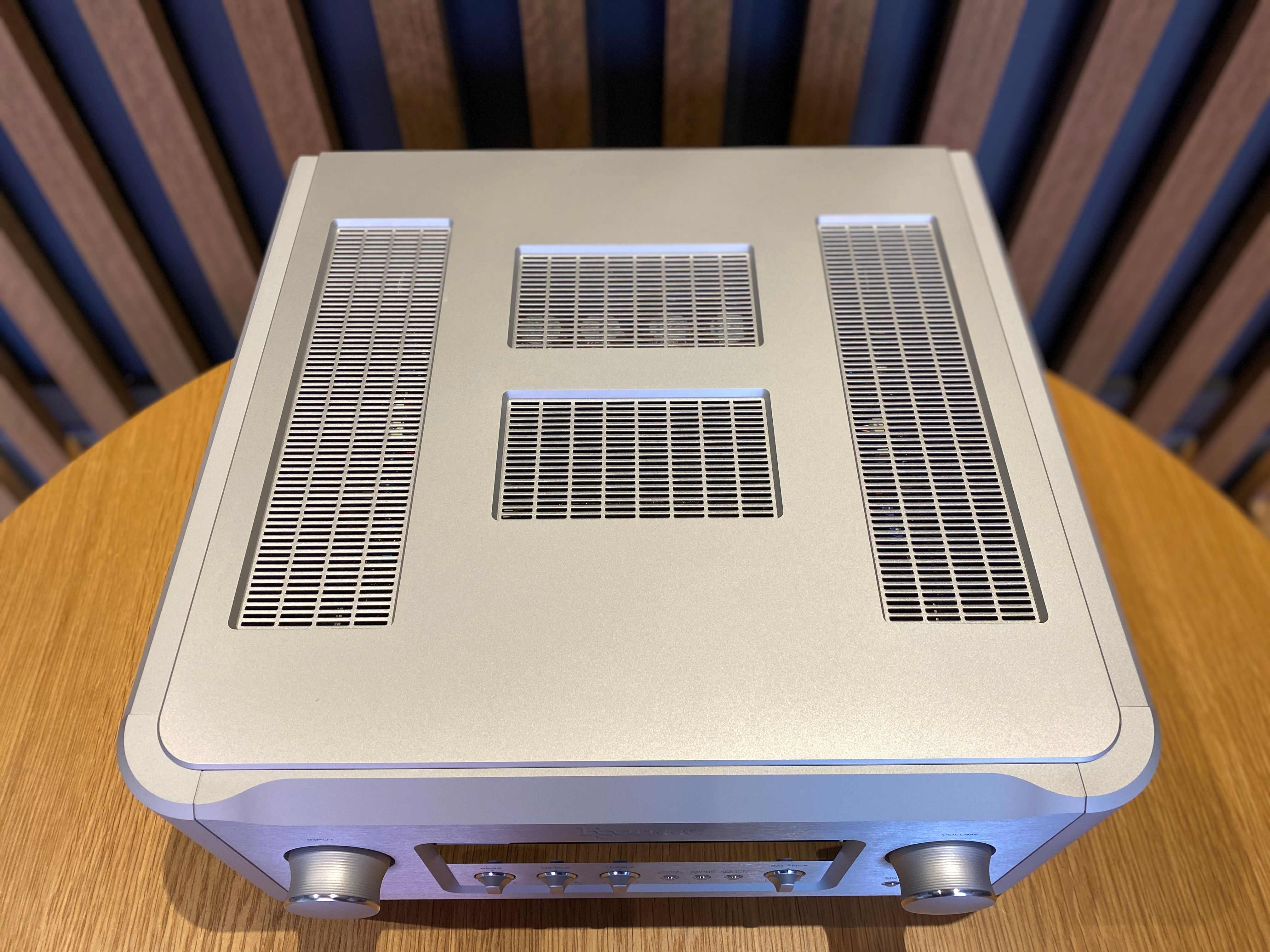 ESOTERIC F05 Integrated Amplifier - As Traded
