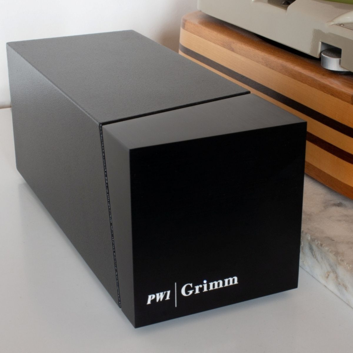 Grimm Audio PW1 MM/MC Phono Preamplifier lifestyle