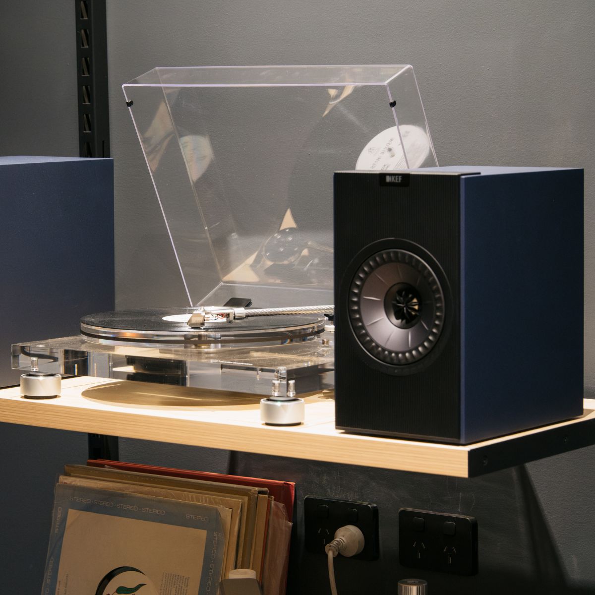 KEF Coda W Wireless Active Speakers and Audio Technica AT-LPA2 Manual Belt-Drive Turntable Bundle