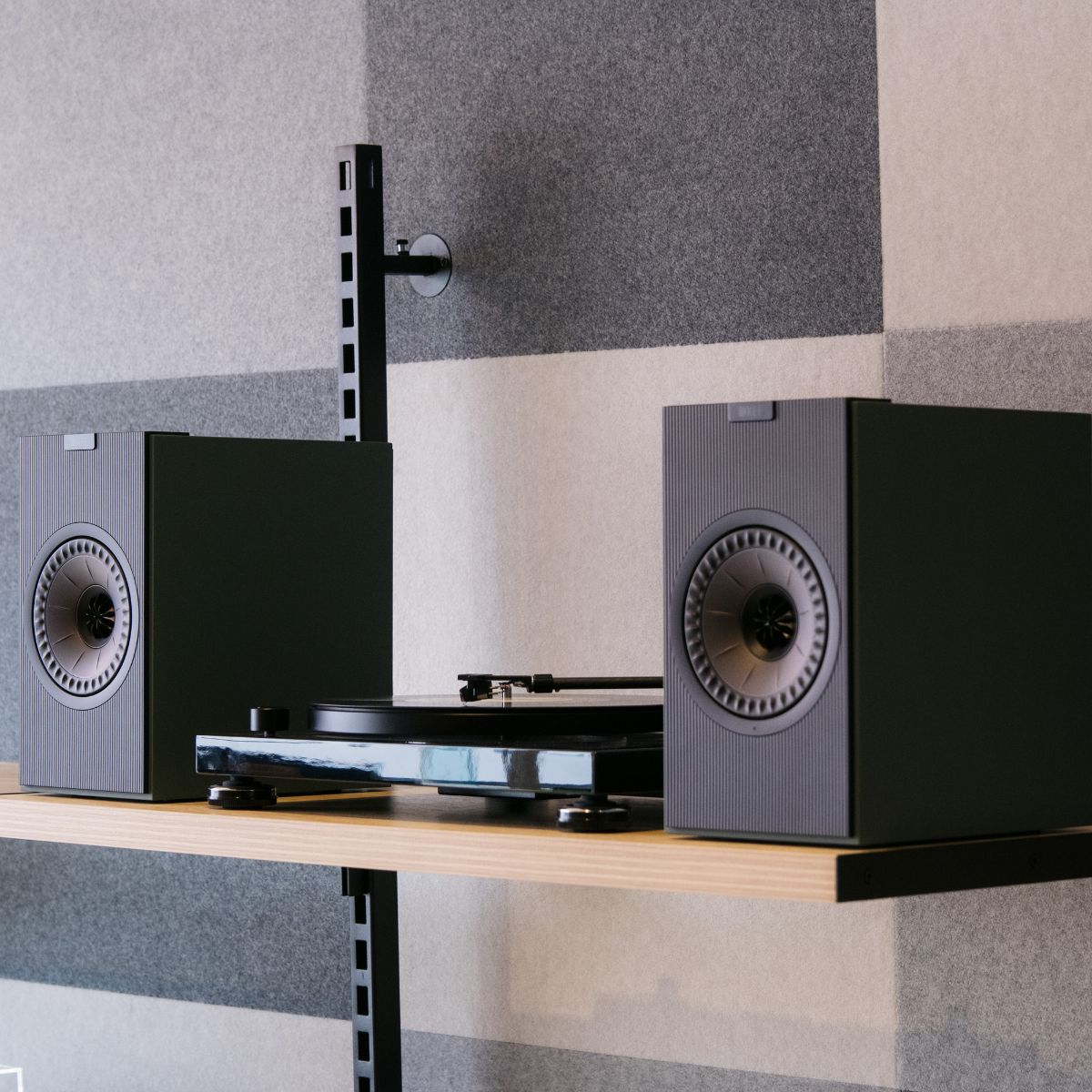 KEF Coda W Wireless Active Speakers and Audio Technica AT-LPW50PB Manual Belt Drive Turntable Bundle