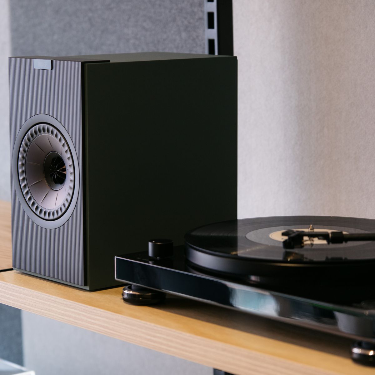 KEF Coda W Wireless Active Speakers and Audio Technica AT-LPW50PB Manual Belt Drive Turntable Bundle