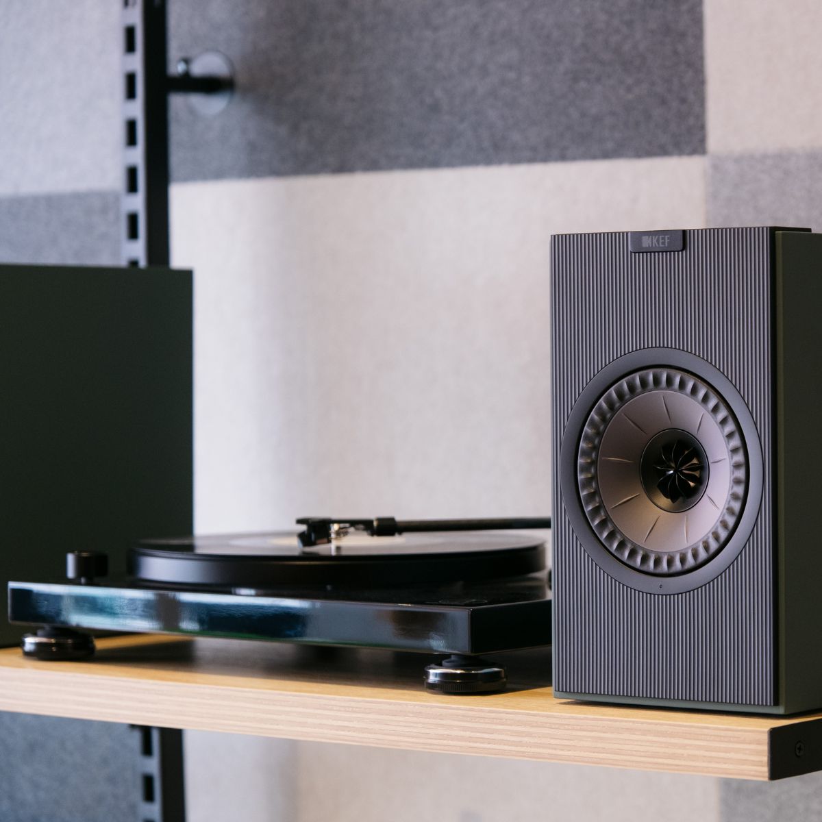 KEF Coda W Wireless Active Speakers and Audio Technica AT-LPW50PB Manual Belt Drive Turntable Bundle