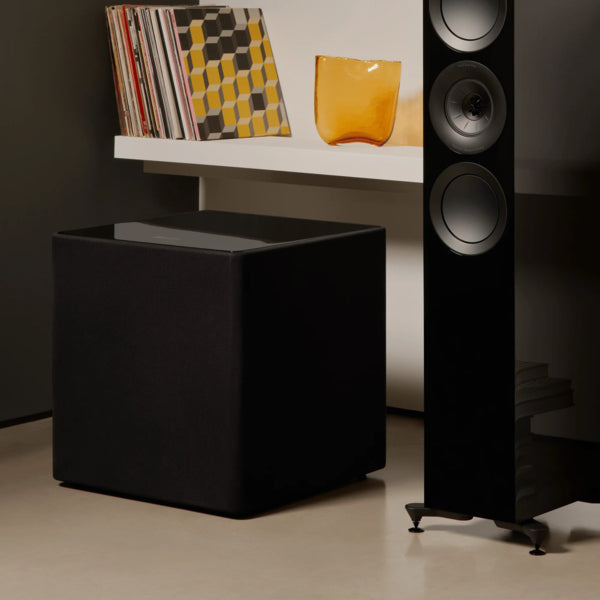 KEF Kube 15 Room
