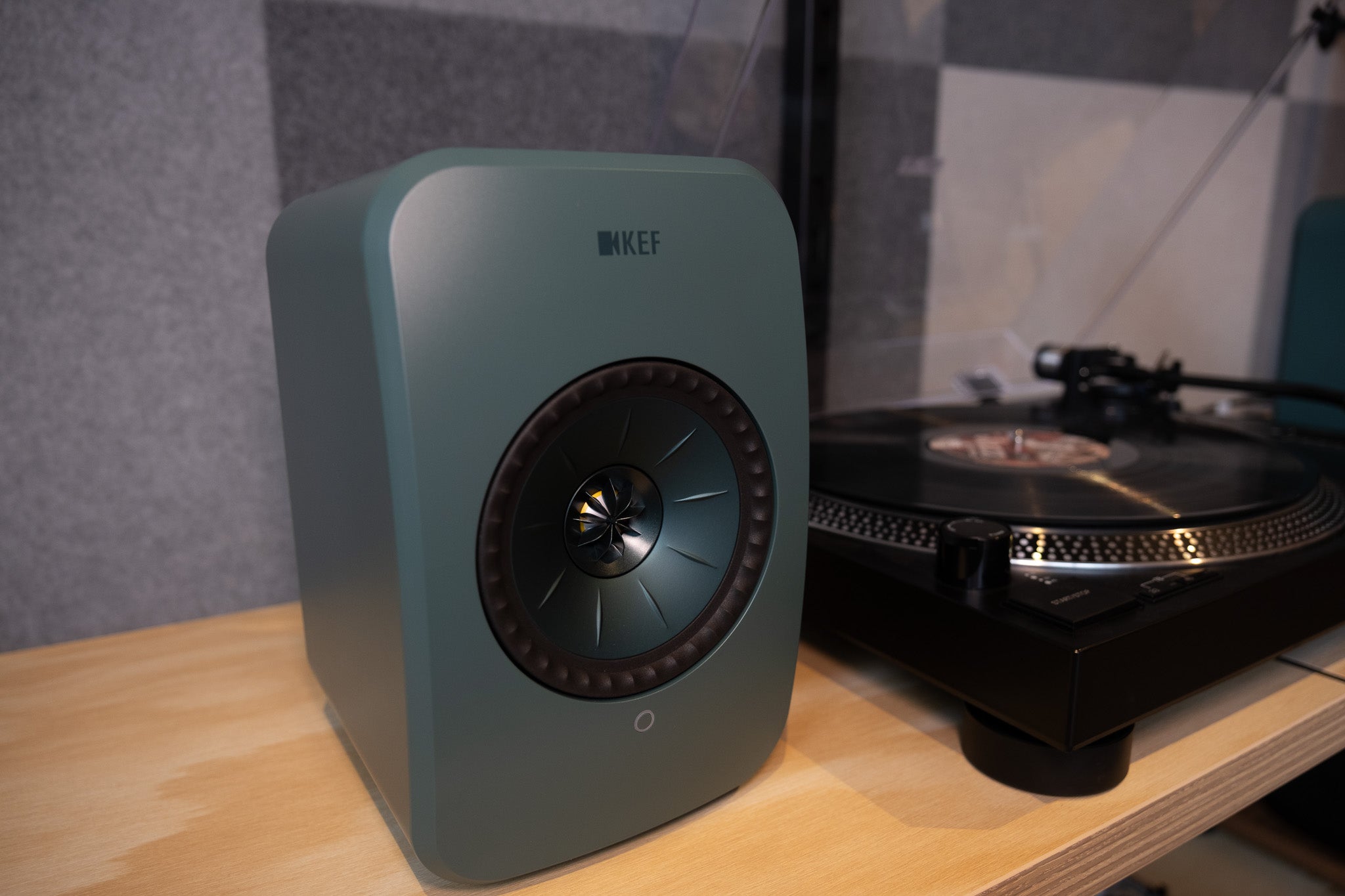 KEF LSXIILT Green and Audio Technica LP120XBT-USB 5