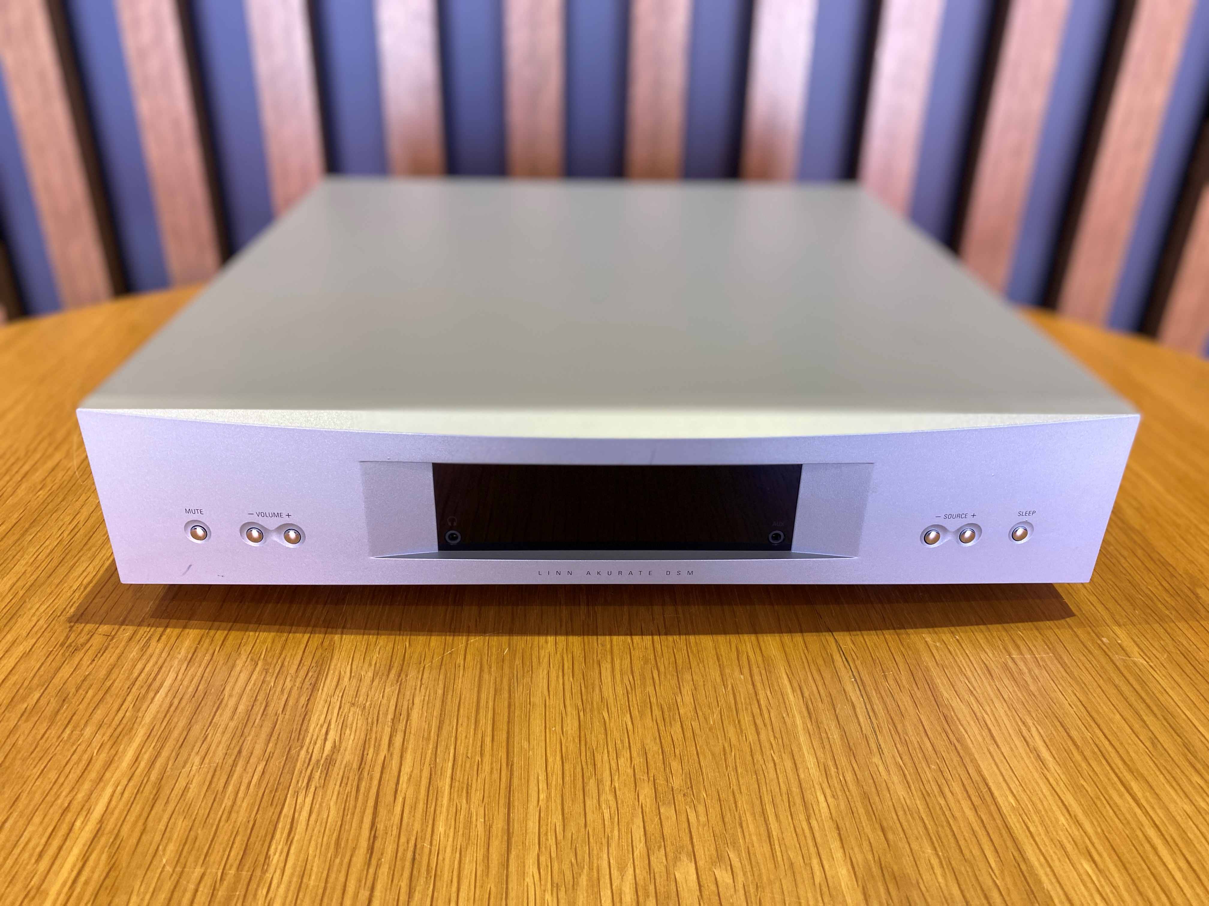 Linn Akurate DSM Streamer and Preamplifier - As Traded