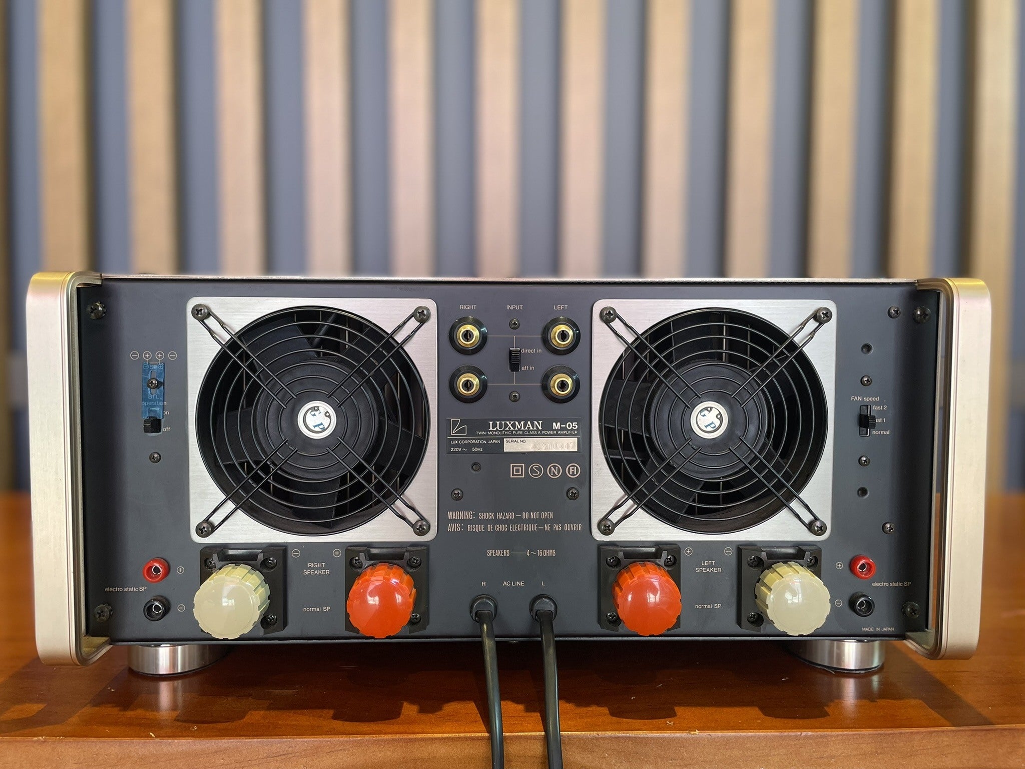 Luxman C-05 Preamplifier and M-05 Stereo Power Amplifier Combo - Consignment