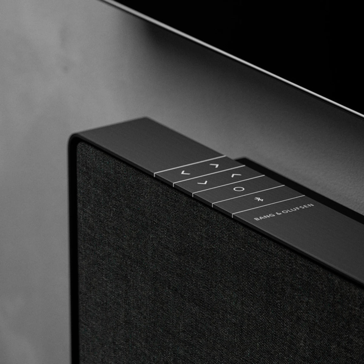 BEOSOUND STAGE, Powerful Dolby Atmos Soundbar