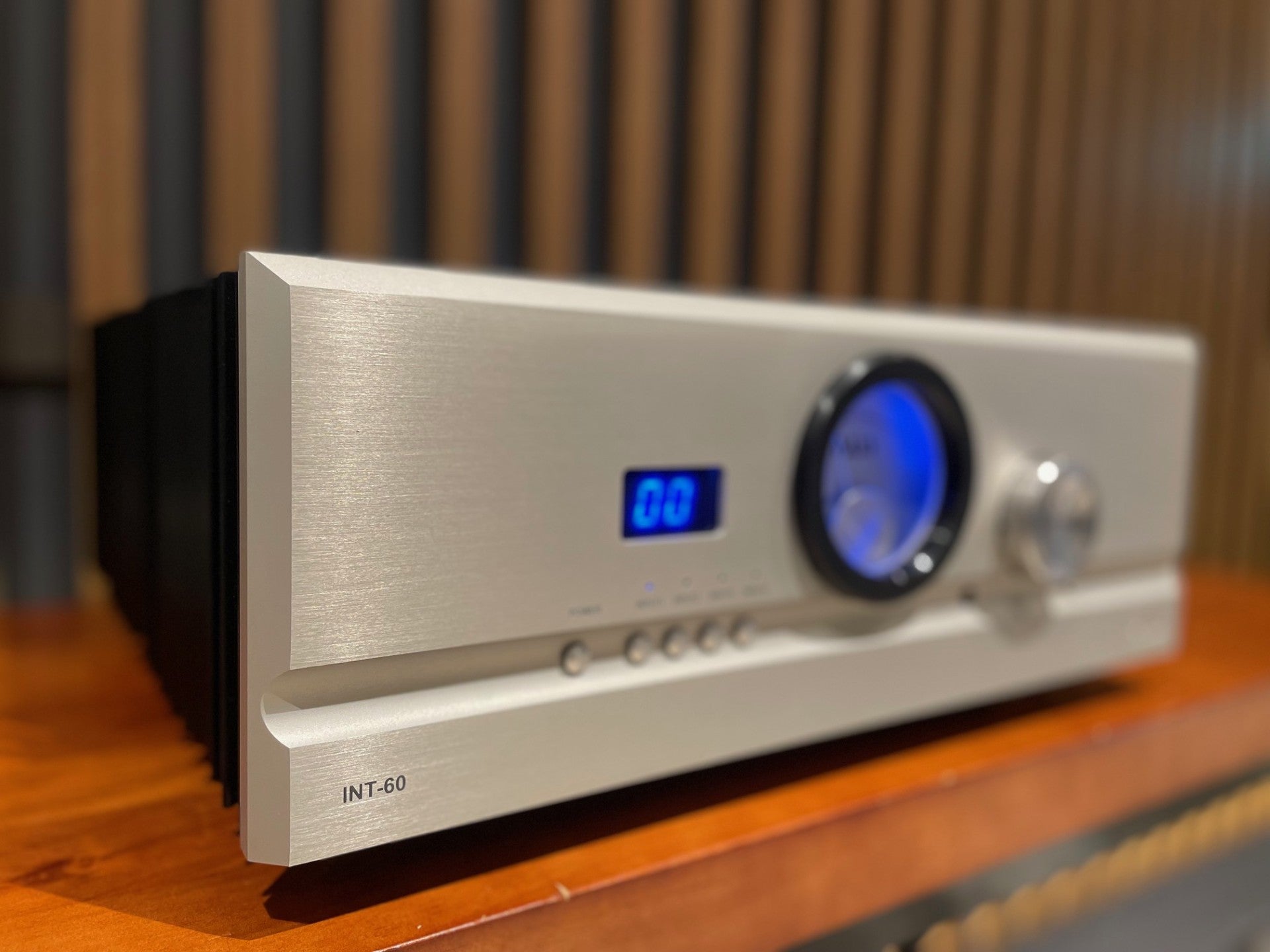 Pass Labs INT-60 Integrated Amplifier - As Traded