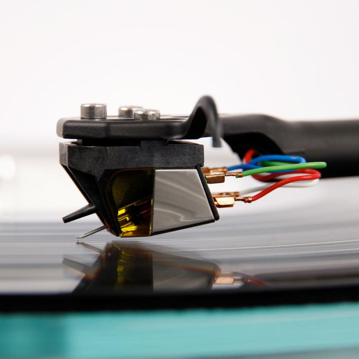 Rega Nd7 Moving Magnet Cartridge side