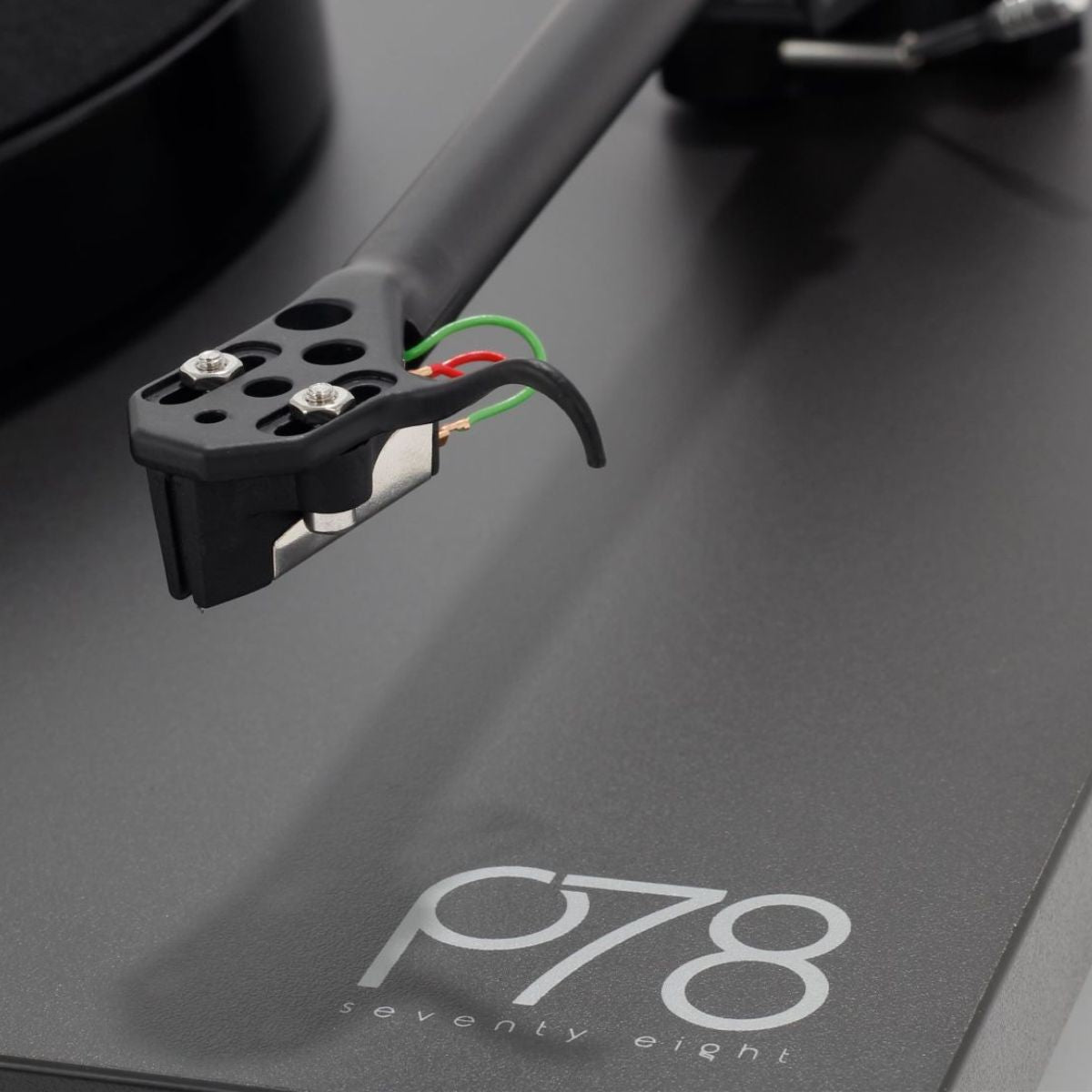 Rega Planar 78 (78 RPM) Turntable zoom2