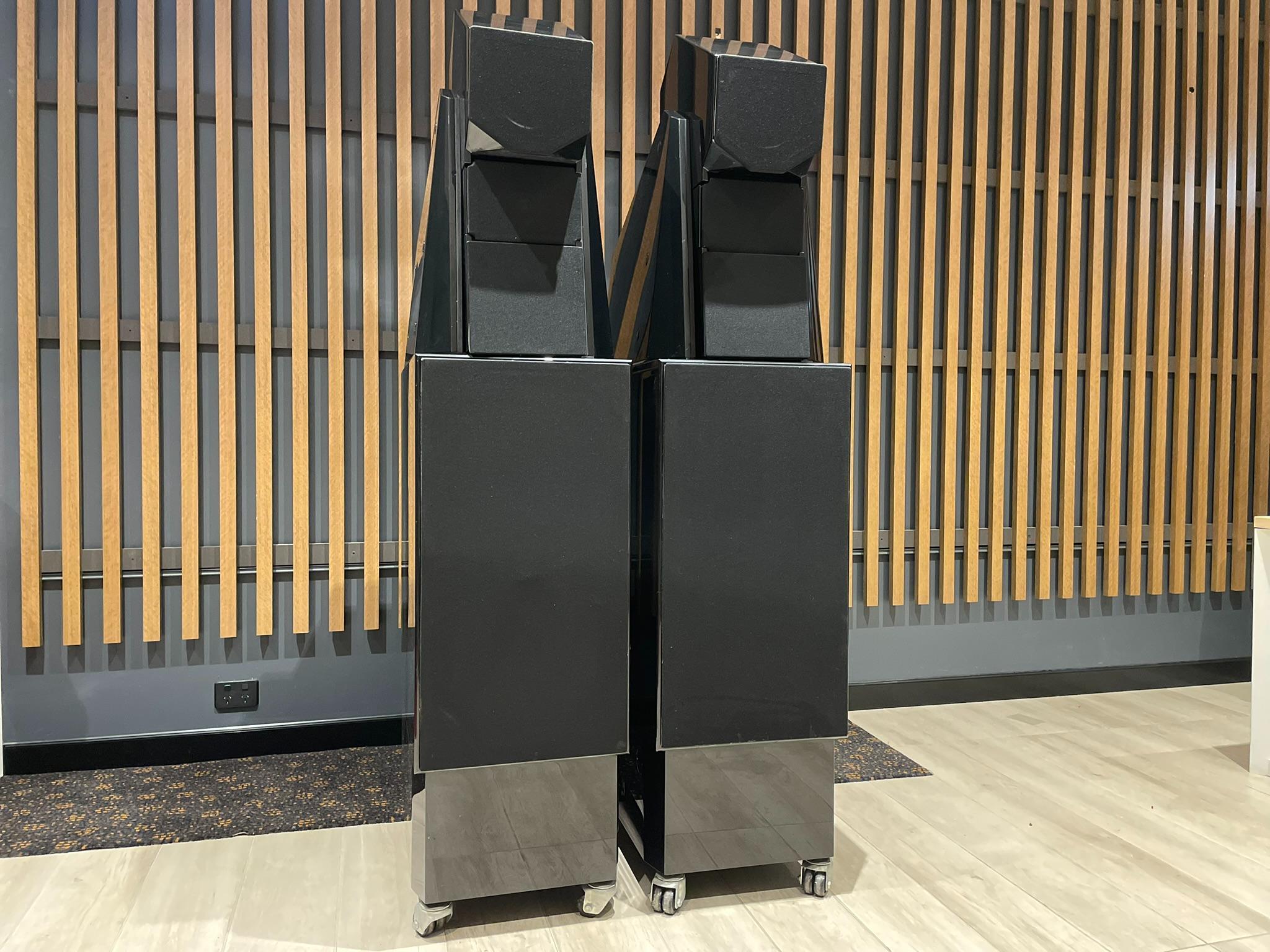 Wilson Audio Grand Slamm Series 3 Floorstanding Speakers - Consignment