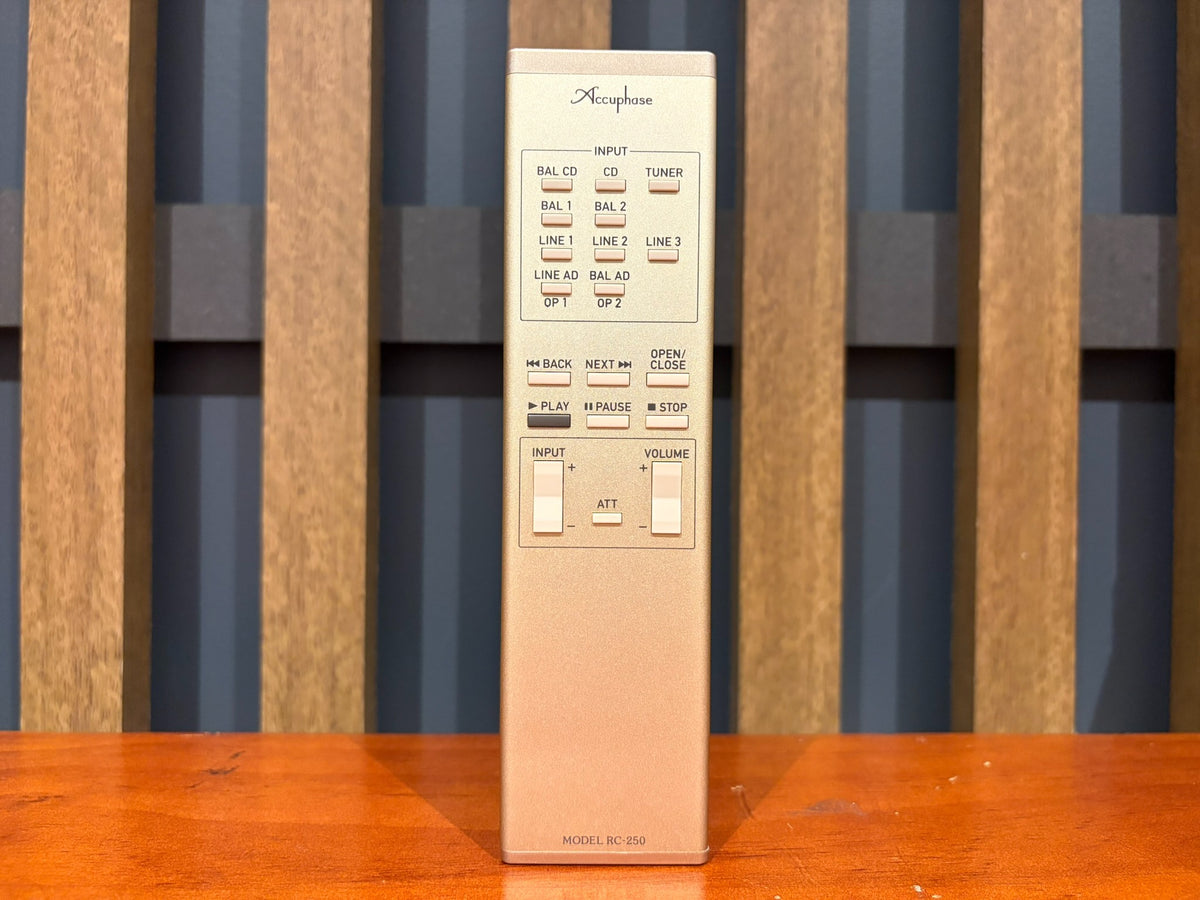 Accuphase E-5000 Integrated Amplifier - As Traded