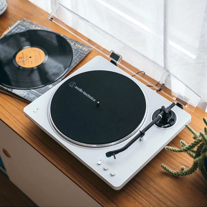 Audio Technica AT-LP70XBT Fully Automatic Wireless Belt-Drive Turntable