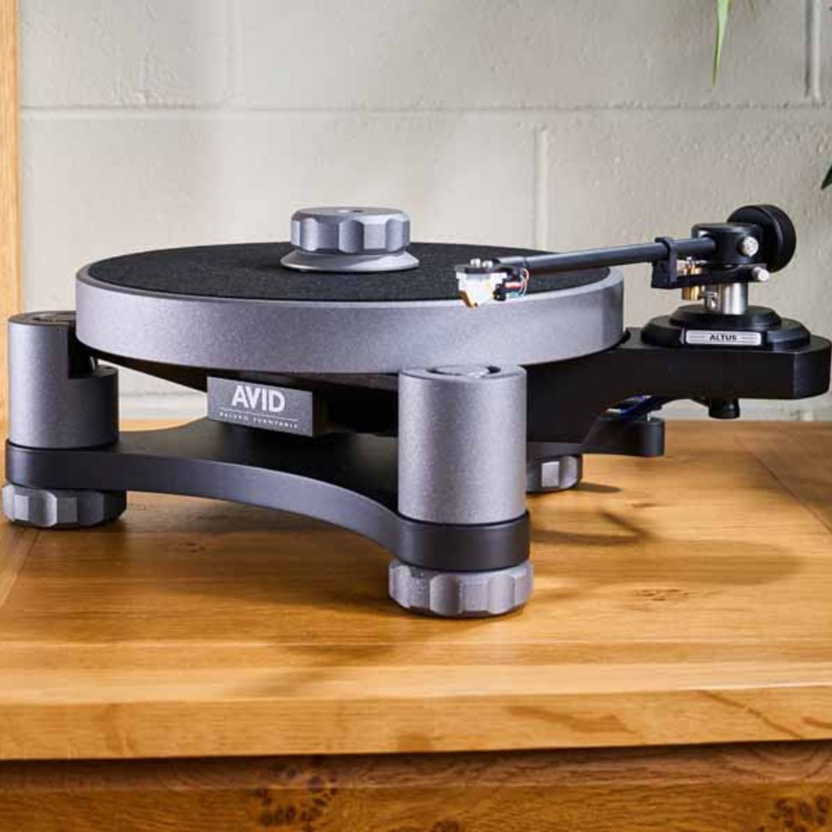 avid-hifi-relveo-turntable-front-angled-lifestyle