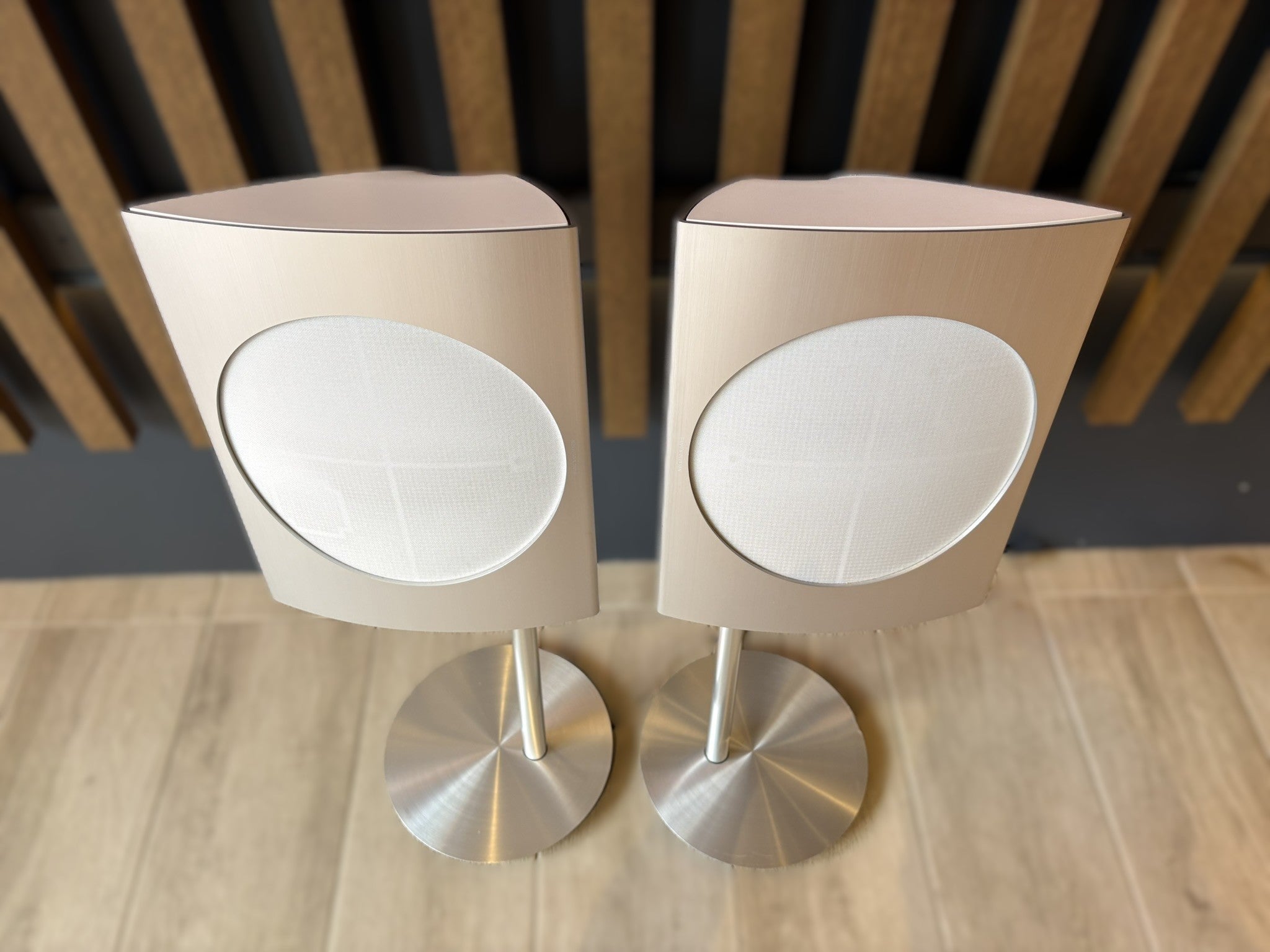 Bang and Olufsen Beolab 17 Speakers - As Traded