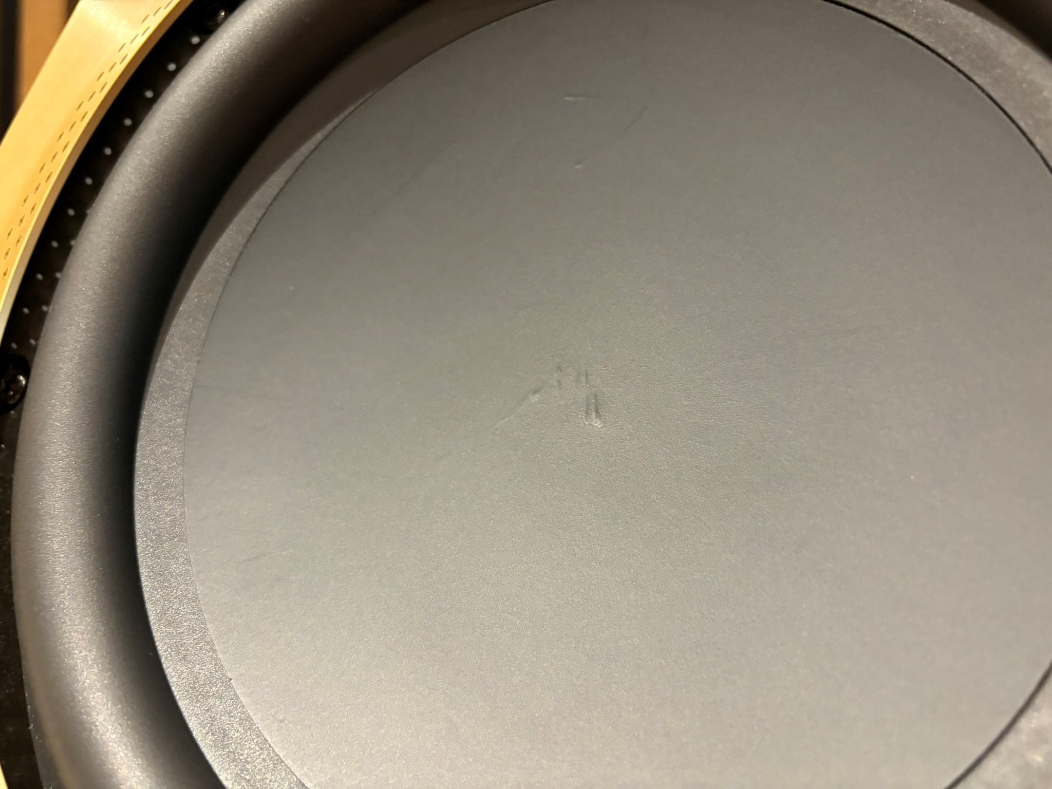Bang & Olufsen Beolab 19 Subwoofer, White Gold Tone - Consignment