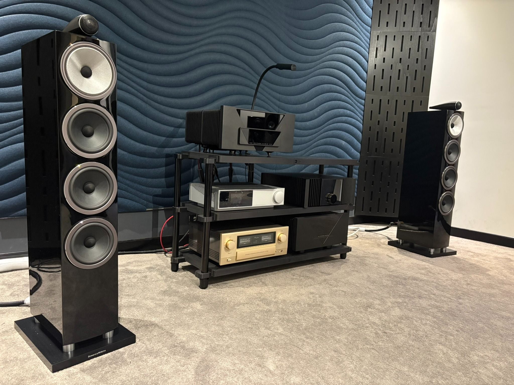 Bowers and Wilkins 702 S3 Speakers - As Traded