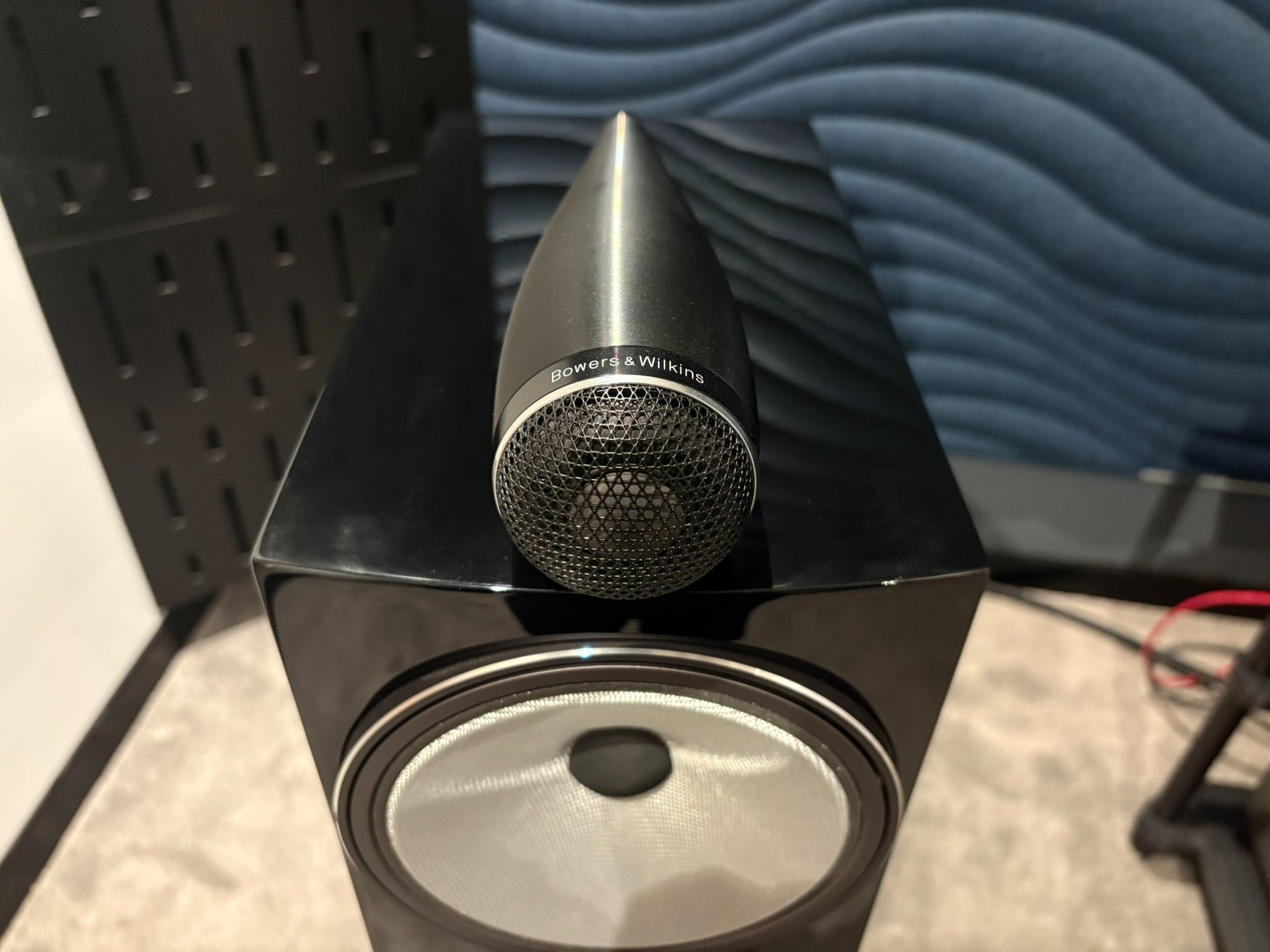 Bowers and Wilkins 702 S3 Speakers - As Traded