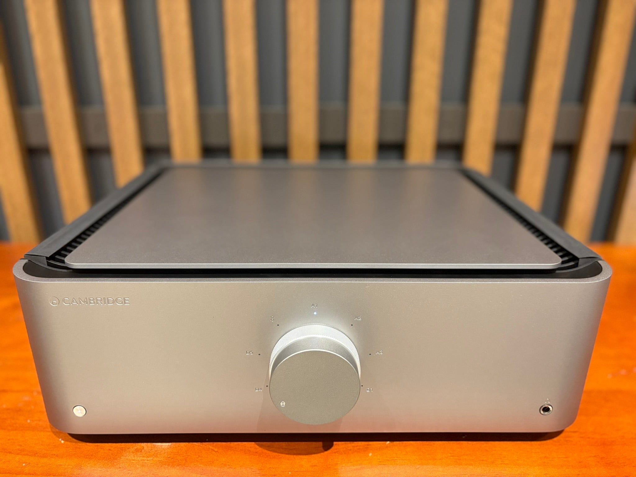 Cambridge Audio Edge A Integrated Amplifier - Consignment