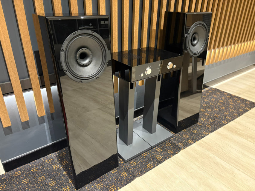 Daniel Hertz Amber Hifi System - As Traded