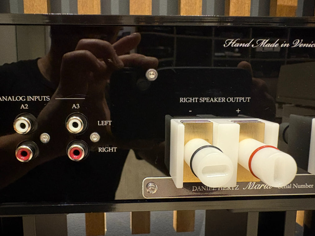 Daniel Hertz Amber Hifi System - As Traded