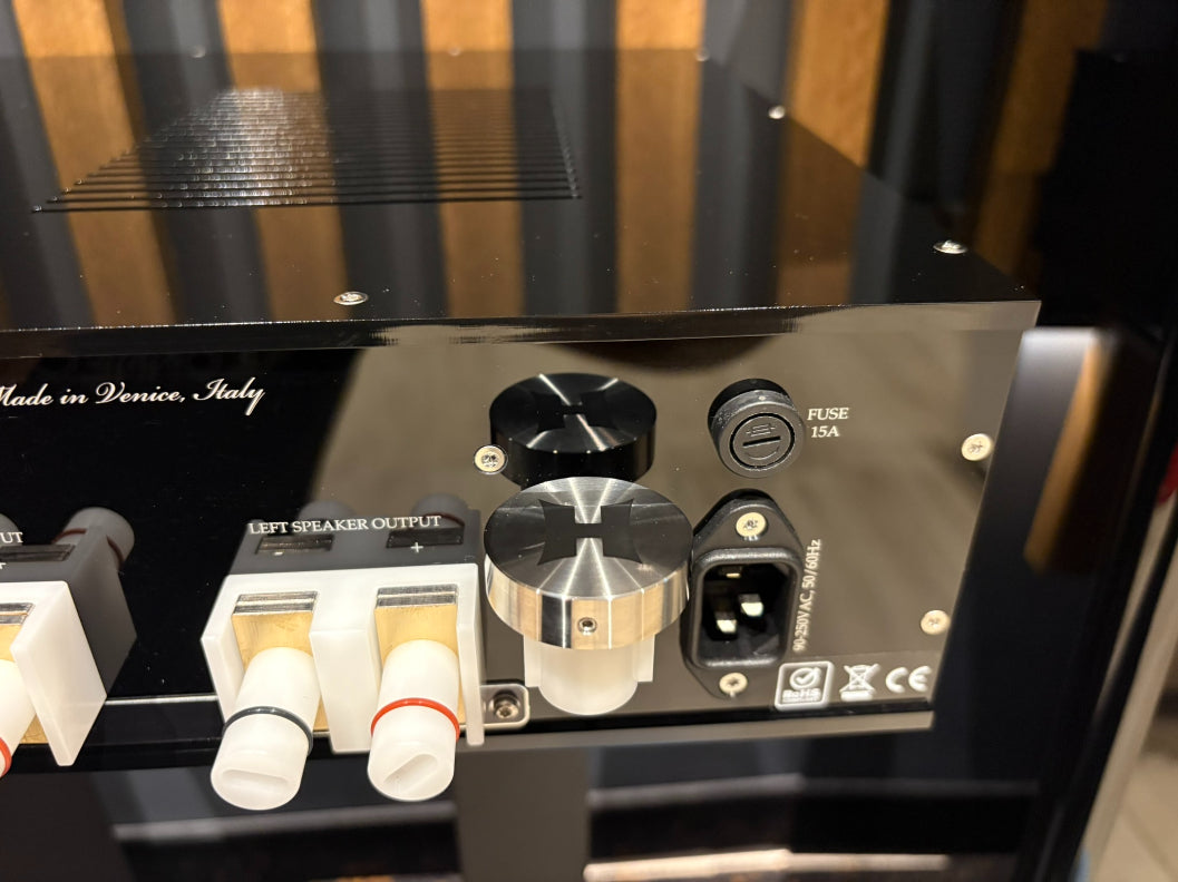 Daniel Hertz Amber Hifi System - As Traded