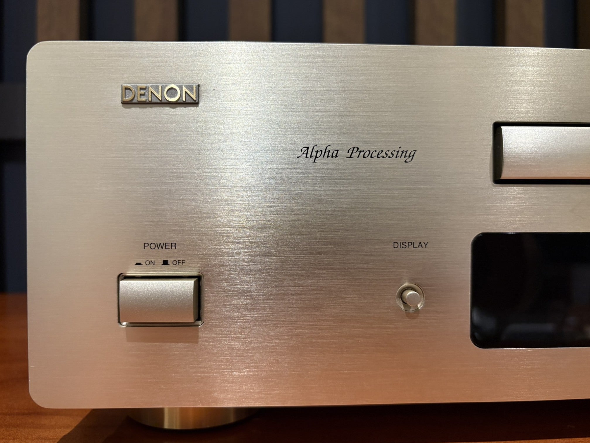 Denon DCD-1650AR CD Player - Consignment