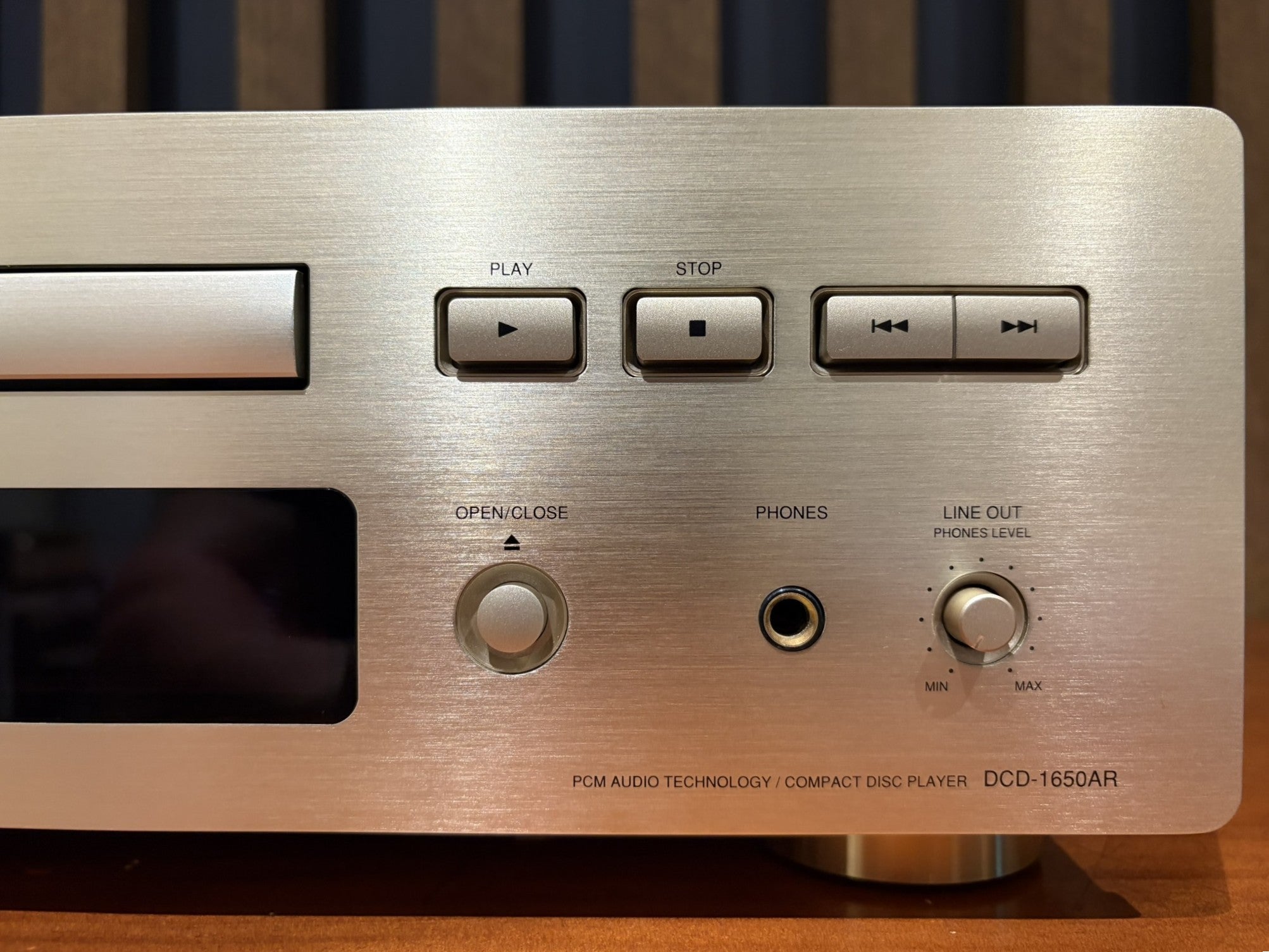 Denon DCD-1650AR CD Player - Consignment
