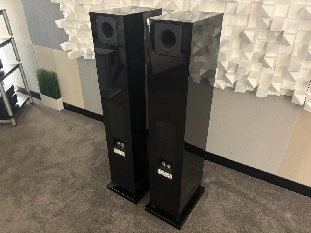 ELAC FS249.3 Floorstanding Speakers - Consignment
