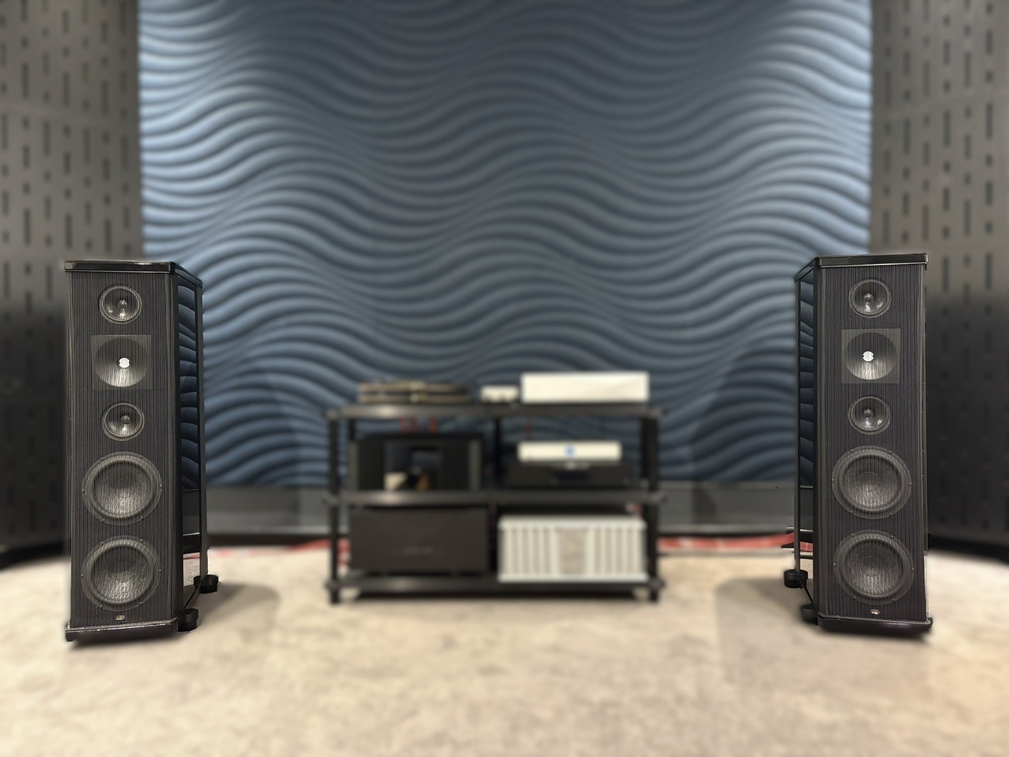 Gryphon Atlantis Floorstanding Speakers - Consignment