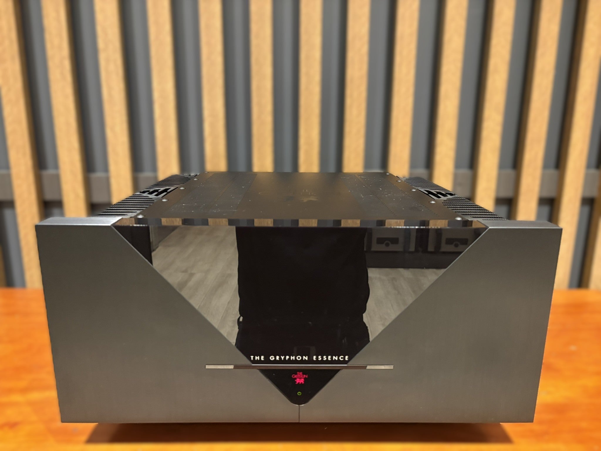 Gryphon Essence Stereo Power Amplifier - As Traded