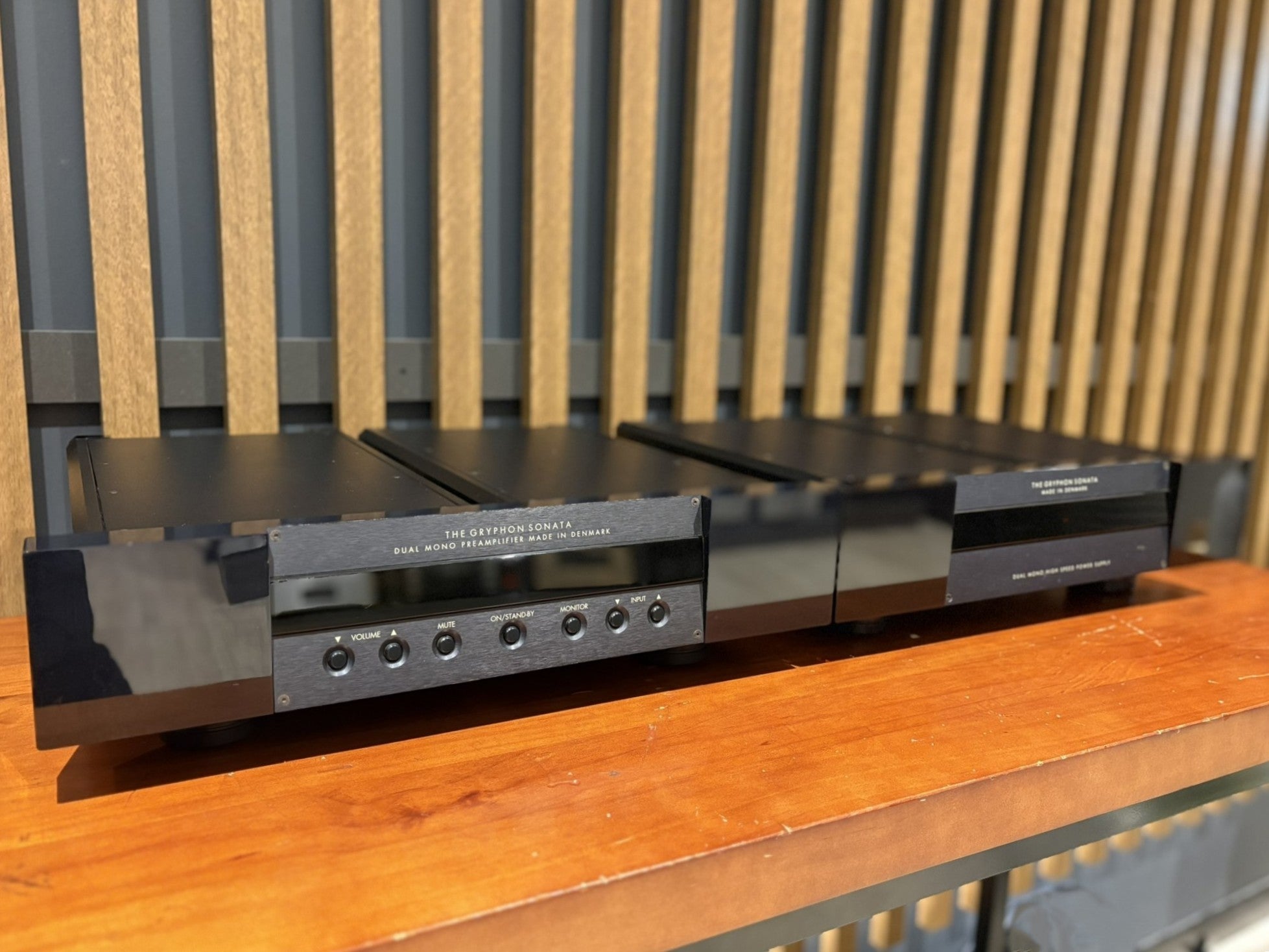 Gryphon Sonata Preamplifier - Consignment