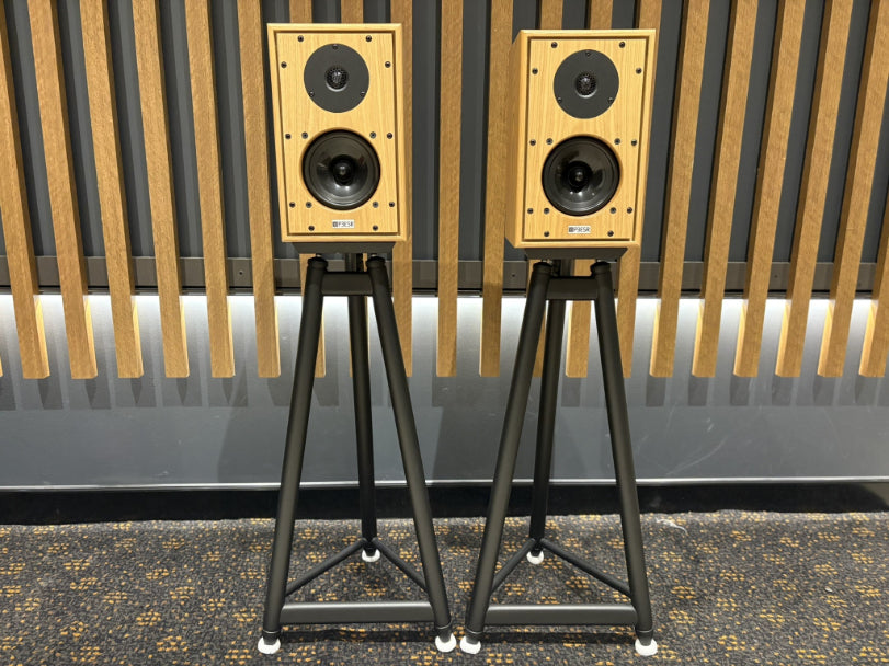 Harbeth P3ESR XD, Olive Ash w Stands - Consignment