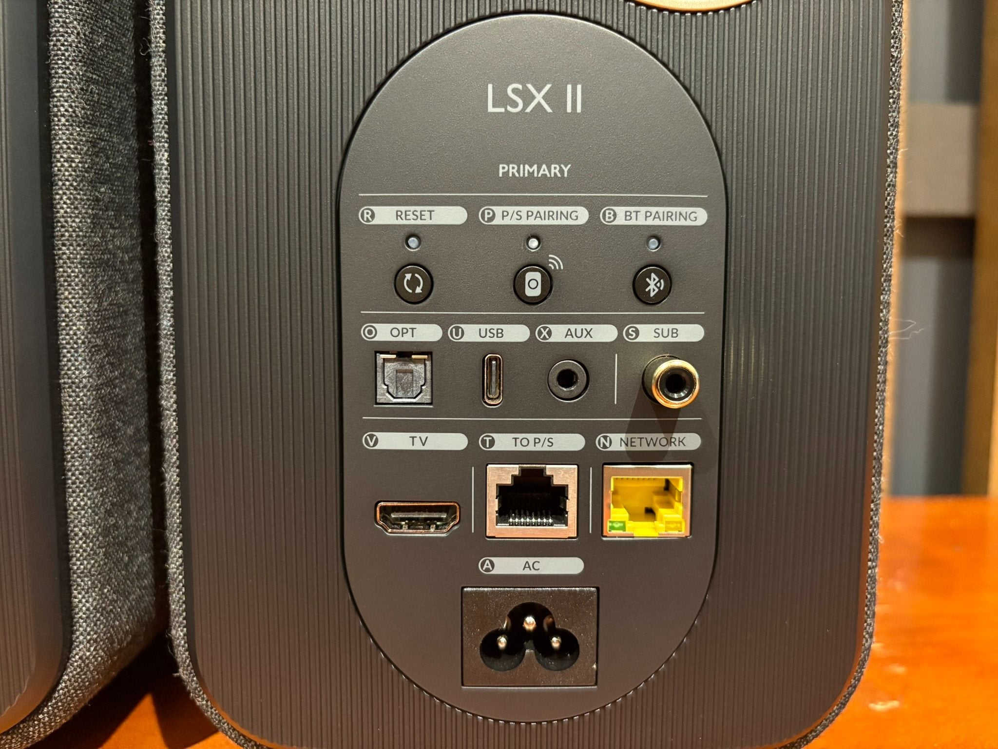 KEF LSX II Wireless HiFi System (LSX2), Carbon Black - As Traded