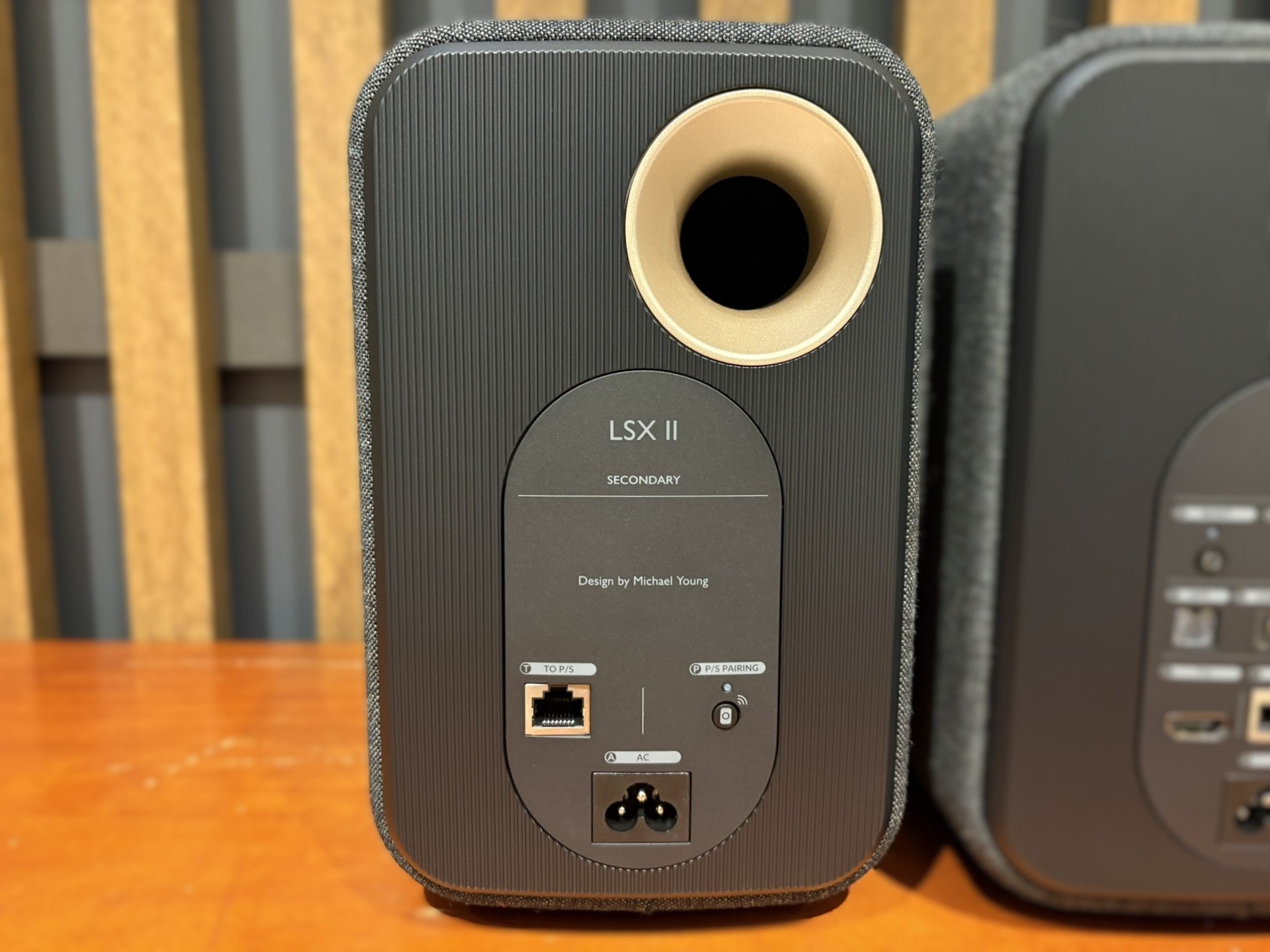 KEF LSX II Wireless HiFi System (LSX2), Carbon Black - As Traded