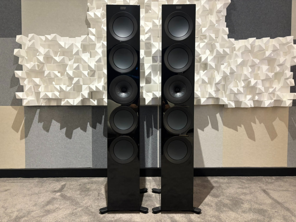 KEF R11 Floorstanding Speakers (Non-Meta), Gloss Black / Grey Drivers - Consignment