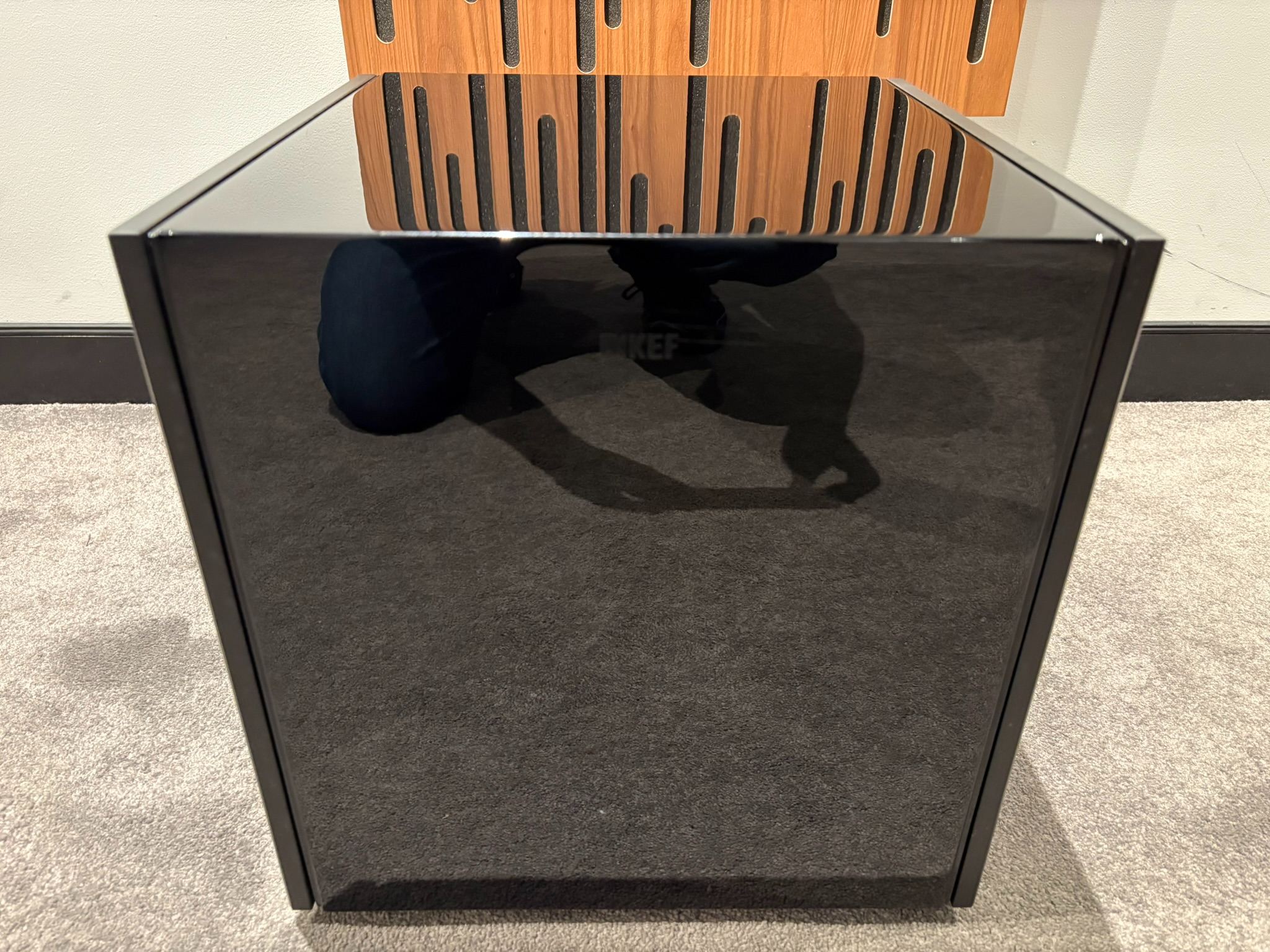 KEF Reference 8b Subwoofer - As Traded