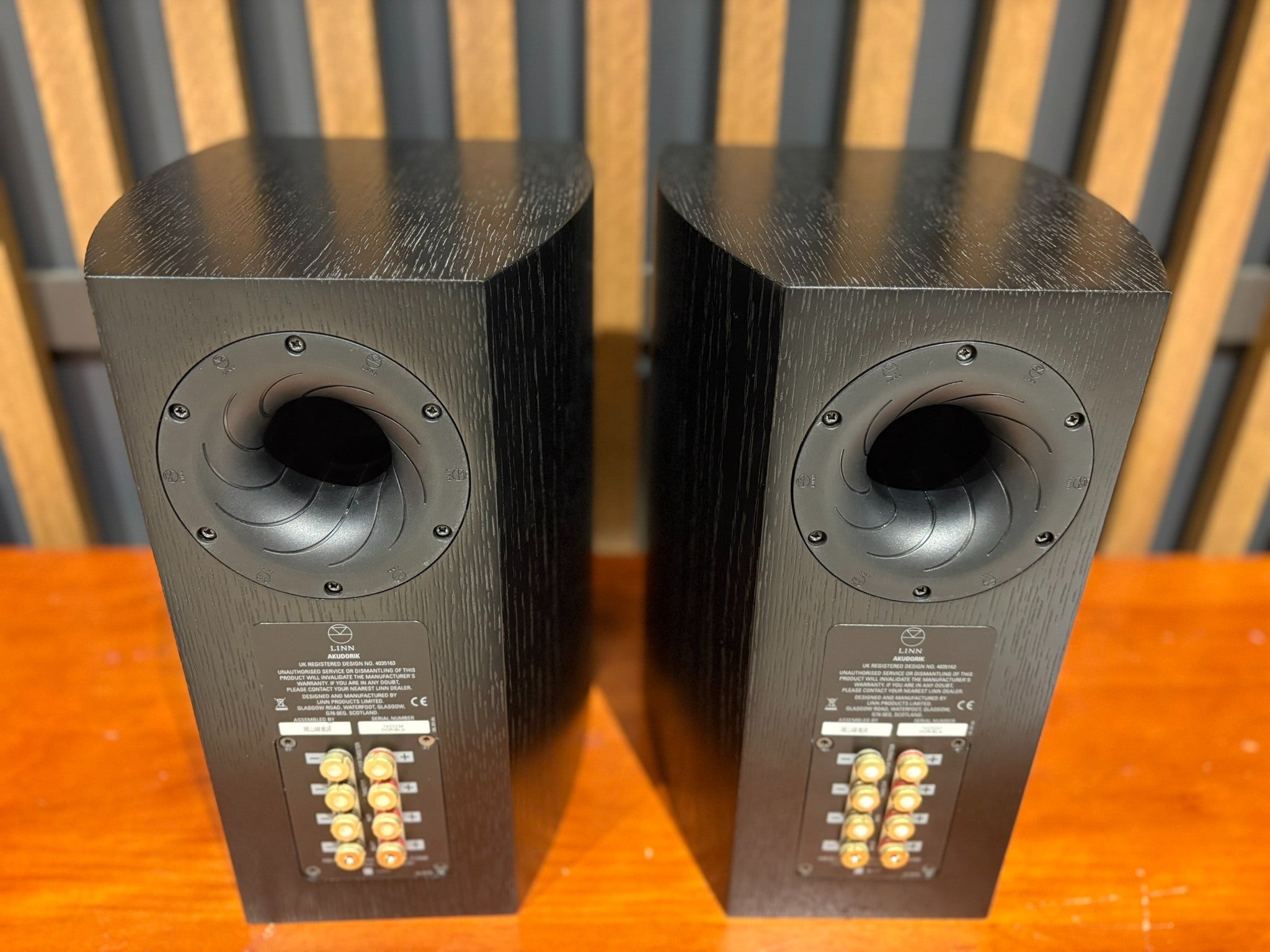 Linn Akudorik Passive Bookshelf Speakers, Black - As Traded