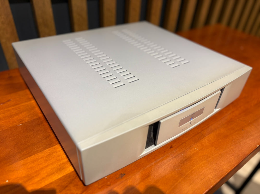 Linn Majik 6100 6 Channel Power Amplifier, Silver - Consignment