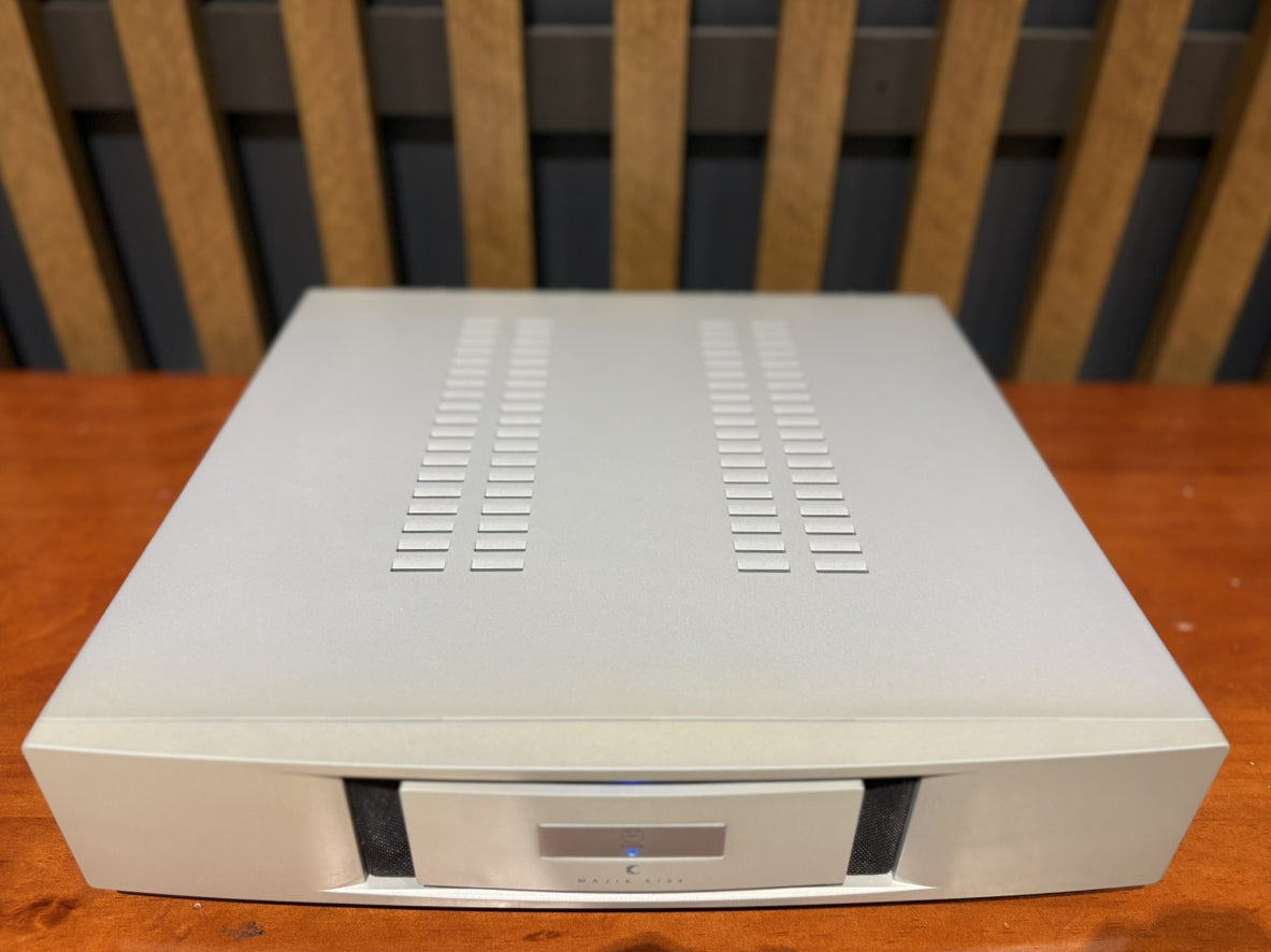Linn Majik 6100 6 Channel Power Amplifier, Silver - Consignment