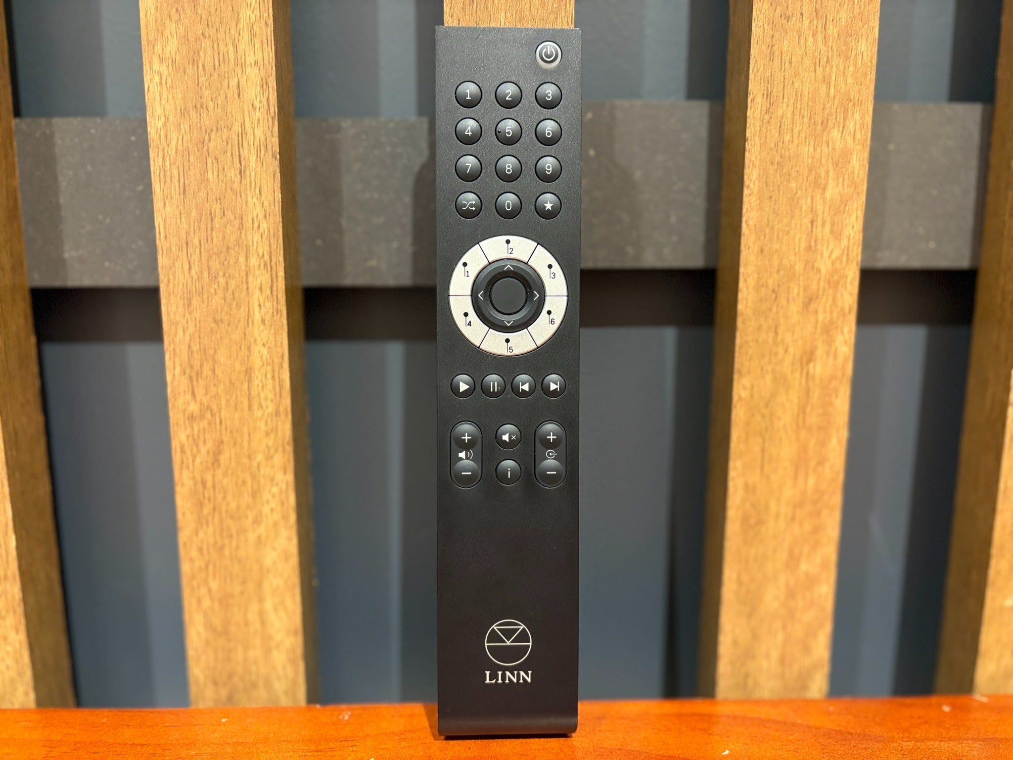 Linn Selekt DSM Streamer (2022), Stereo Line Out w Standard DAC - As Traded