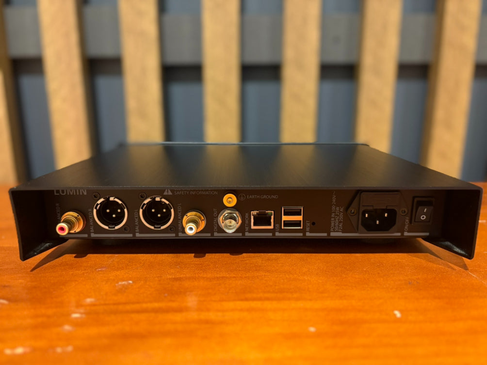 Lumin D2 Network Music DAC, Streamer - Consignment