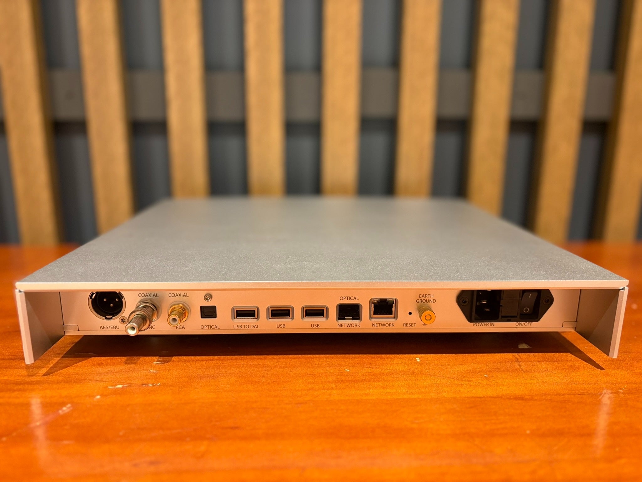 Lumin U2 Transport - Consignment